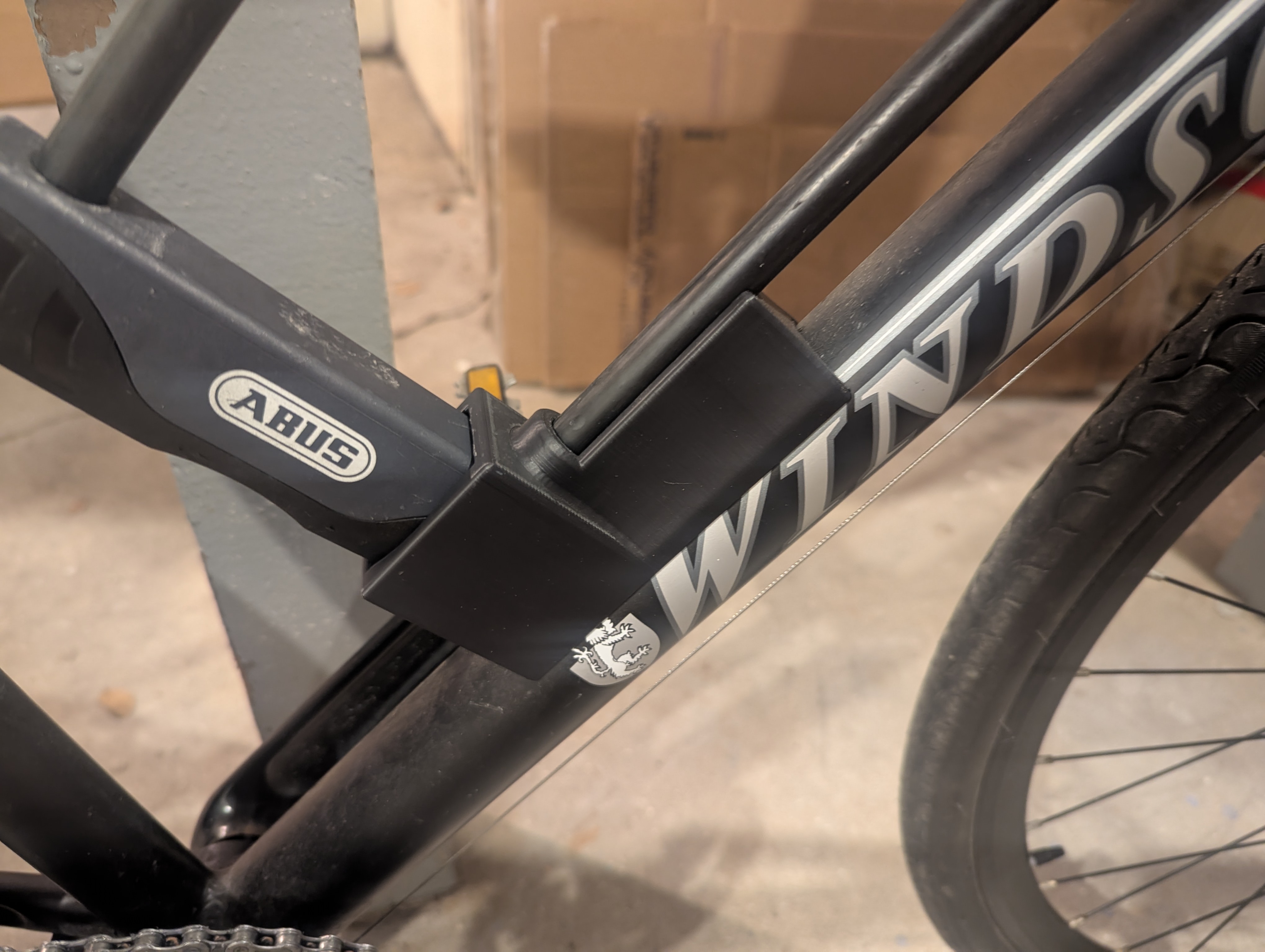 The lock secured in the mount